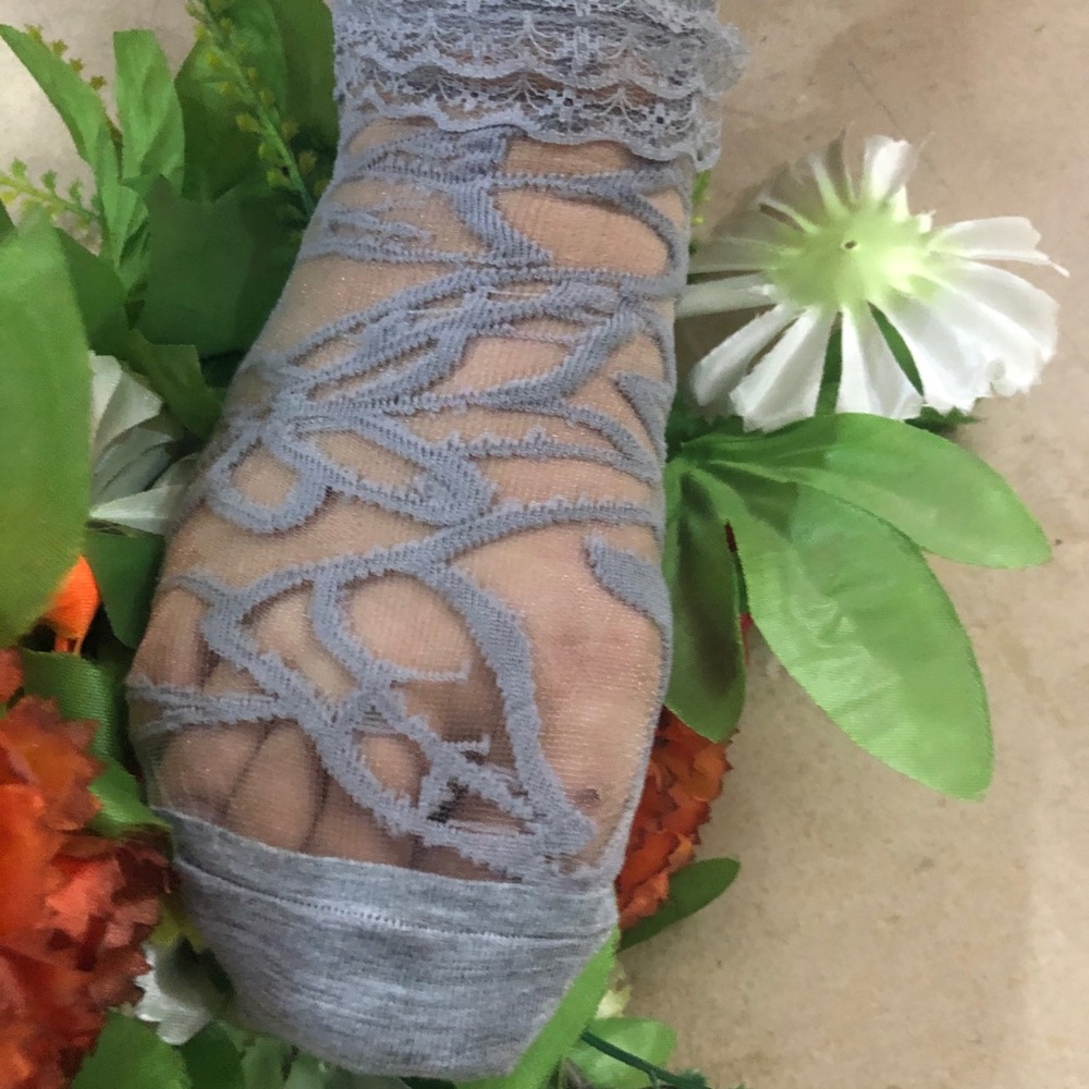 Fancy gray socks - Picture 5 of 9